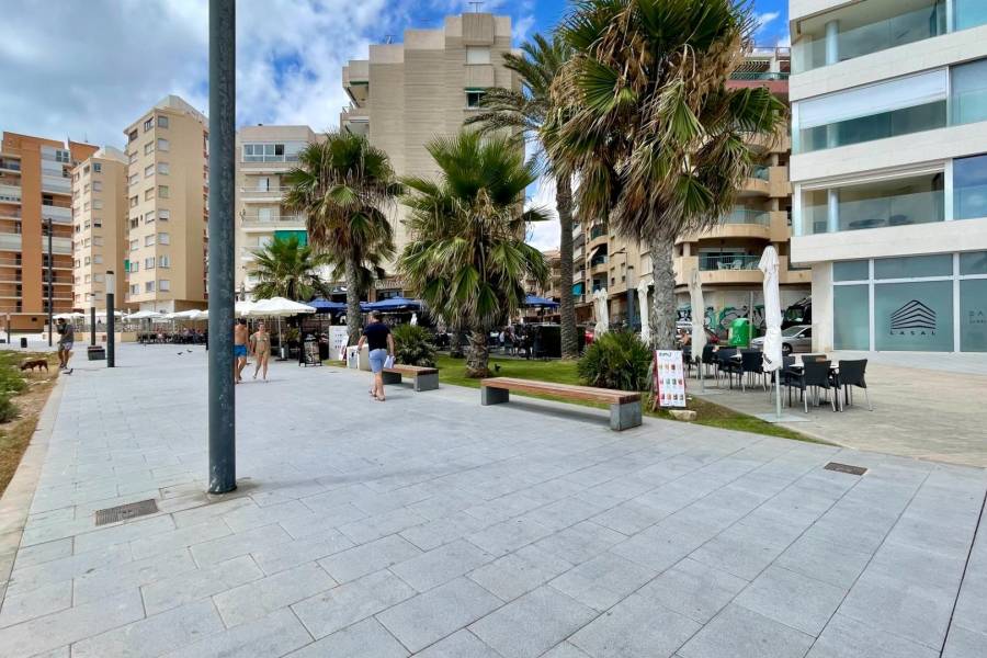 Venta - Apartamento - Playa del cura - Torrevieja