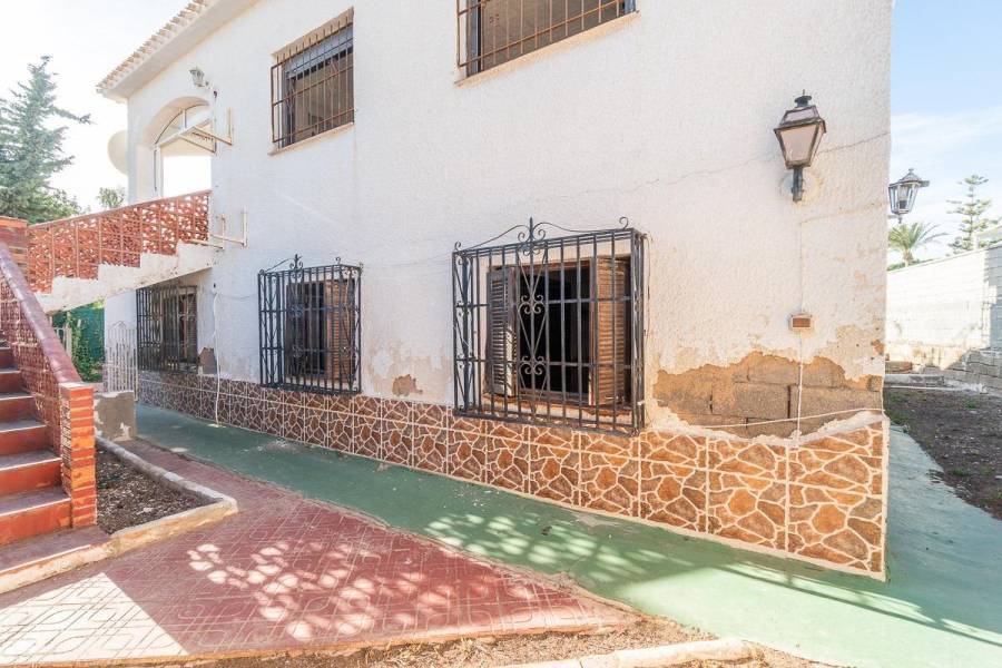 Sale - Single family house - Punta Prima - Orihuela Costa