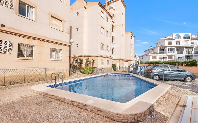 Apartamento - Venta - Estacion de autobuses - Torrevieja