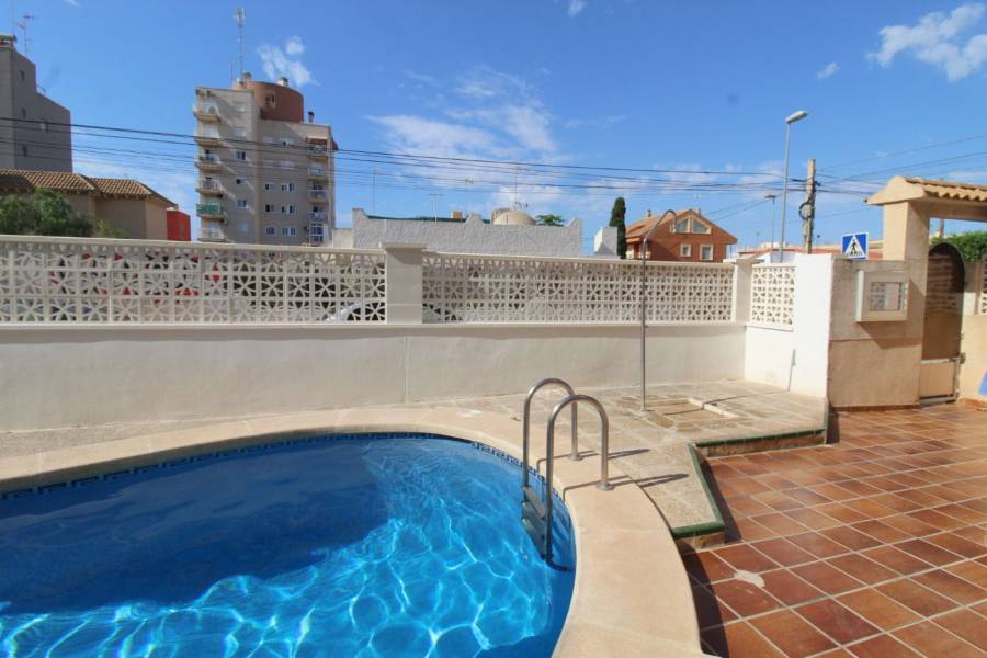 Venta - Apartamento - Nueva Torrevieja - Torrevieja