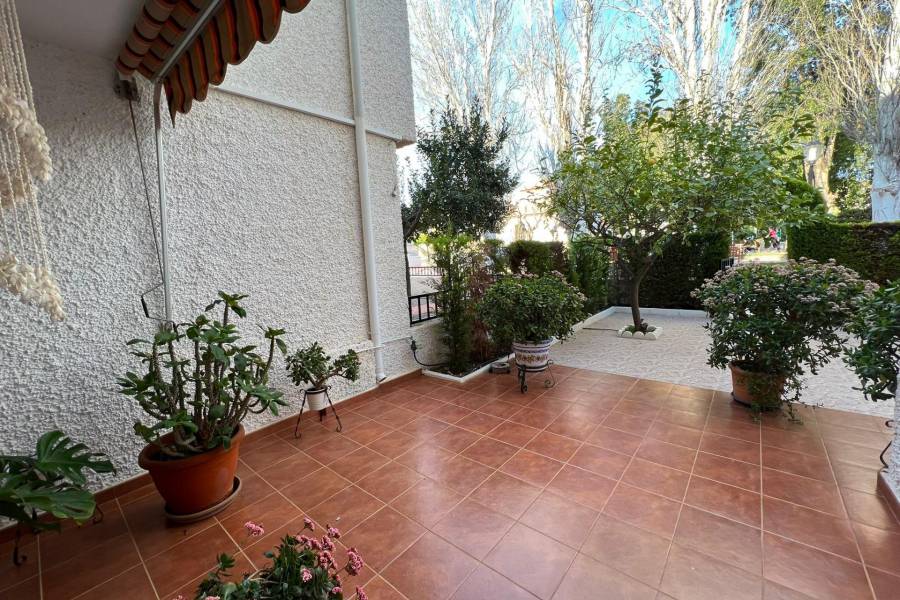 Venta o Alquiler - Dúplex - ZONA CENTRICA - CORVERA
