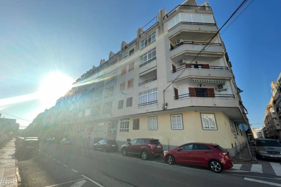 Sale - Apartment - Playa del cura - Torrevieja