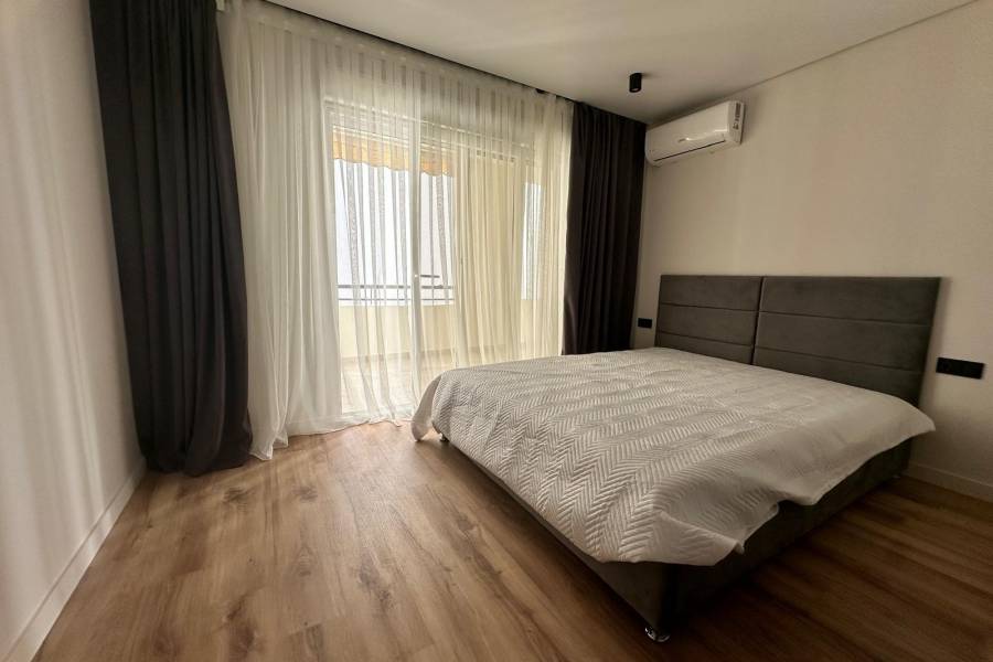 Venta - Apartamento - Estacion de autobuses - Torrevieja