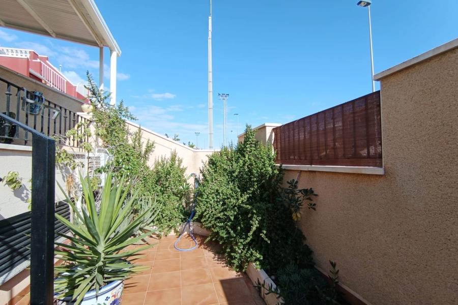 Sale - Terraced house - 200 m del mar - Santiago de la ribera