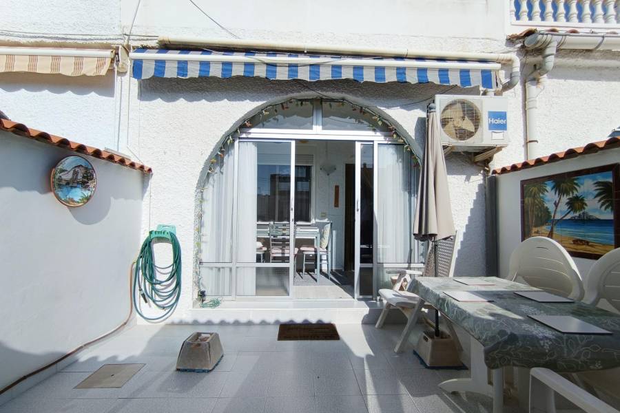 Sale - Bungalow - La Siesta - El Salado - Torreta - Torrevieja