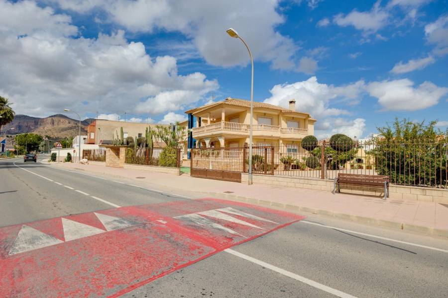 Venta - Villa de Lujo - Desamparados-Hurchillo-Torremendo - Orihuela