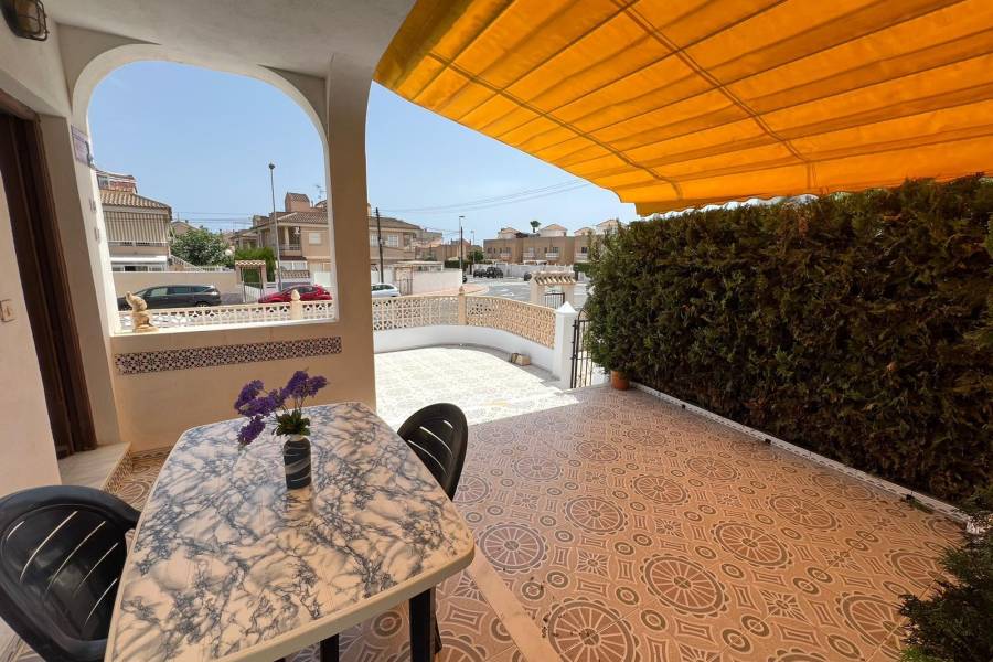 Sale - Bungalow Ground Floor - Torreblanca - Torrevieja