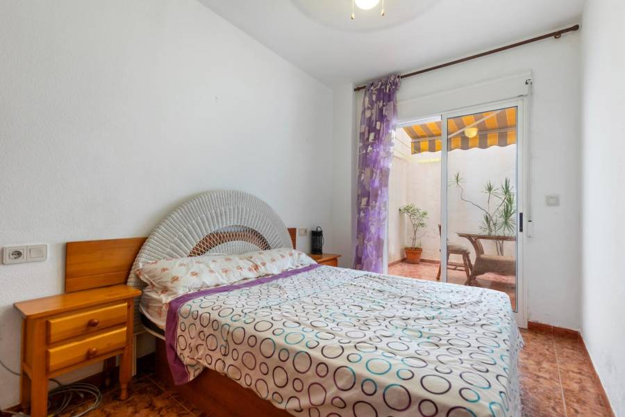 Sale - Apartment - Centro - Torrevieja