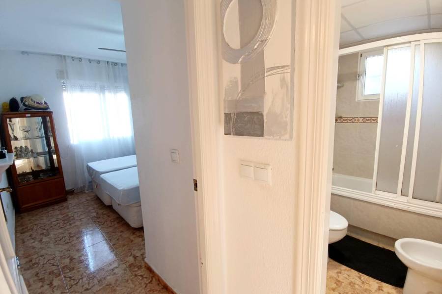 Venta - Apartamento - Nueva Torrevieja - Torrevieja