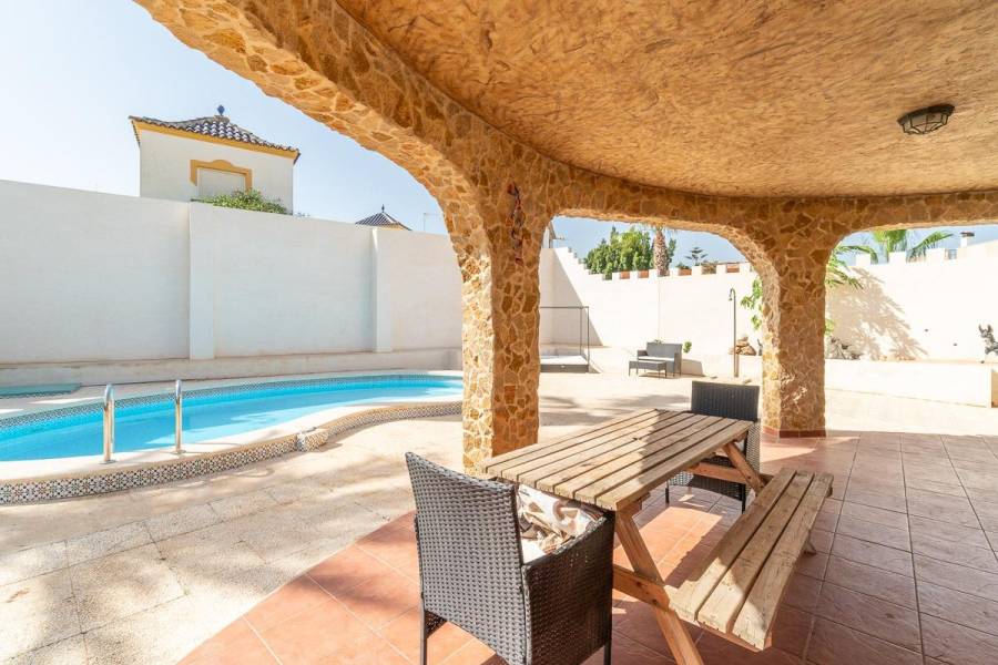 Vente - Maison individuelle - Los Balcones - Orihuela Costa