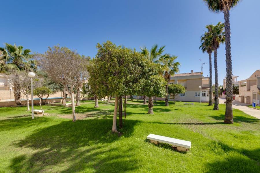 Vente - Maison mitoyenne - Aguas nuevas 2 - Torrevieja