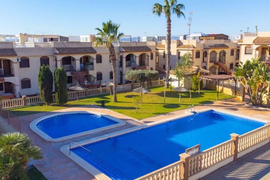 Venta - Bungalow - Aguas nuevas 1 - Torrevieja