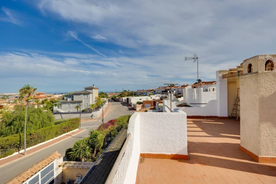 Venta - Chalet - Los balcones - Torrevieja