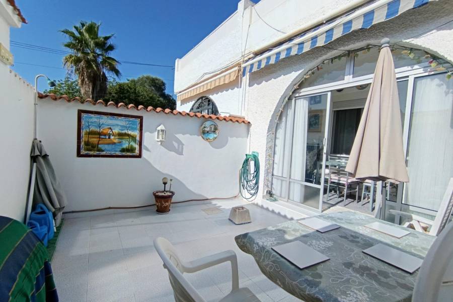 Sale - Bungalow - La Siesta - El Salado - Torreta - Torrevieja