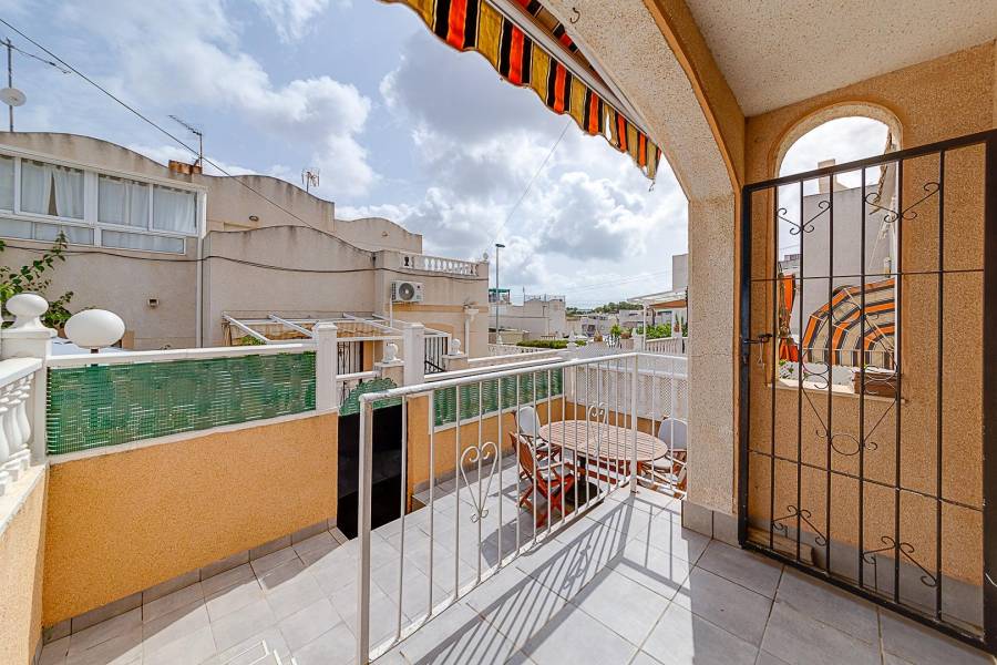 Venta - Adosado - Los balcones - Torrevieja