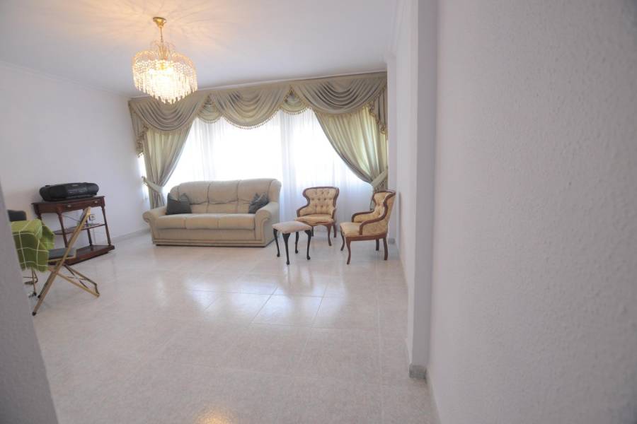 Sale - Flat - Centro - Torrevieja