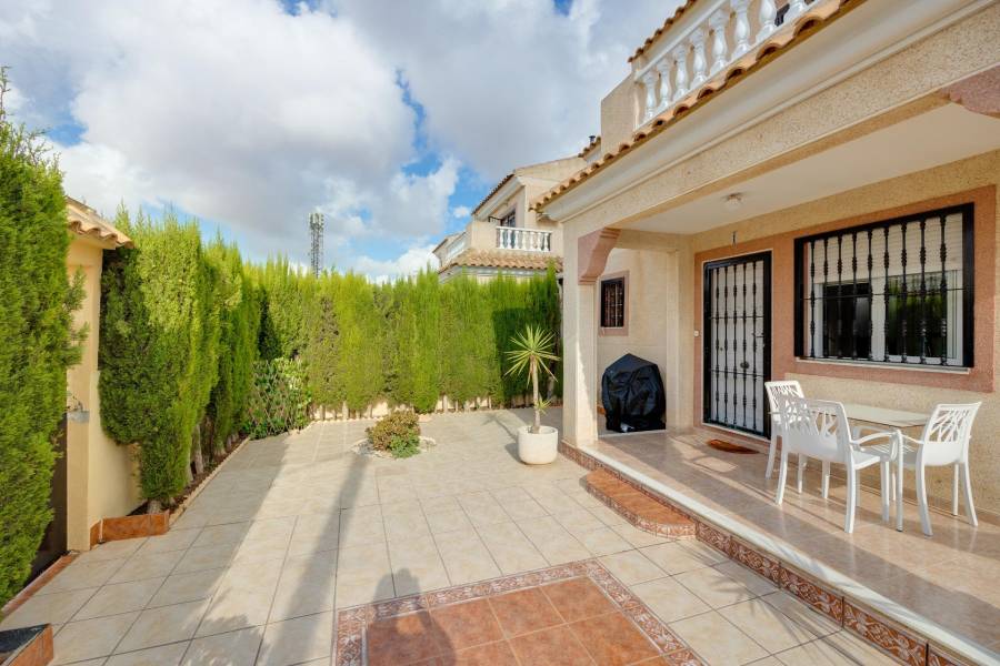 Sale - Single family house - San luis - Torrevieja