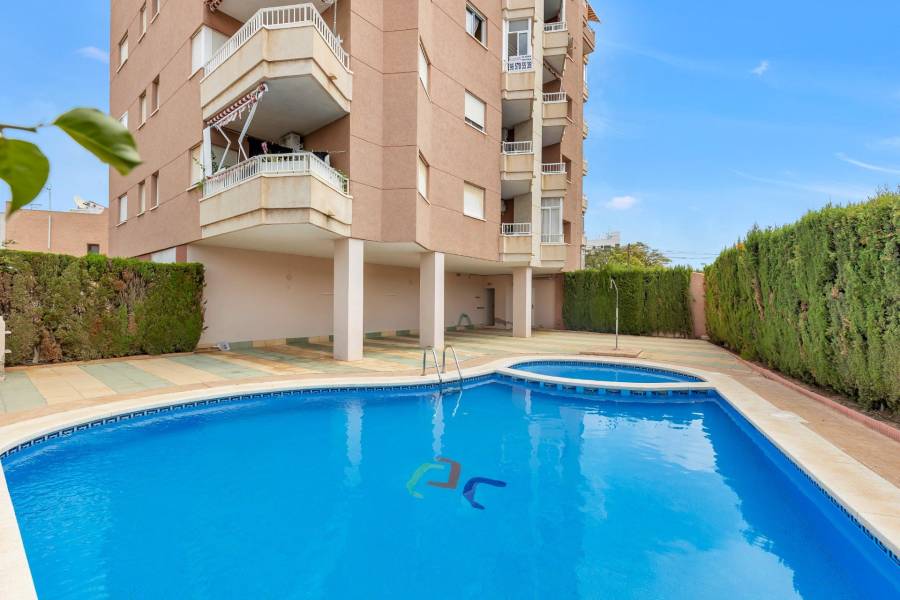 Sale - Flat - Nueva Torrevieja - Torrevieja