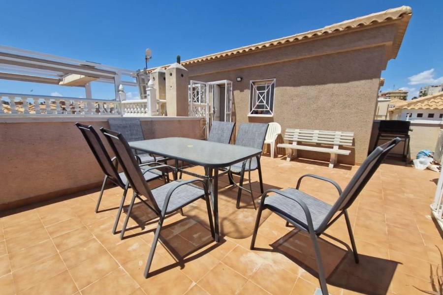 Venta - Bungalow Planta Alta - Aguas nuevas 1 - Torrevieja