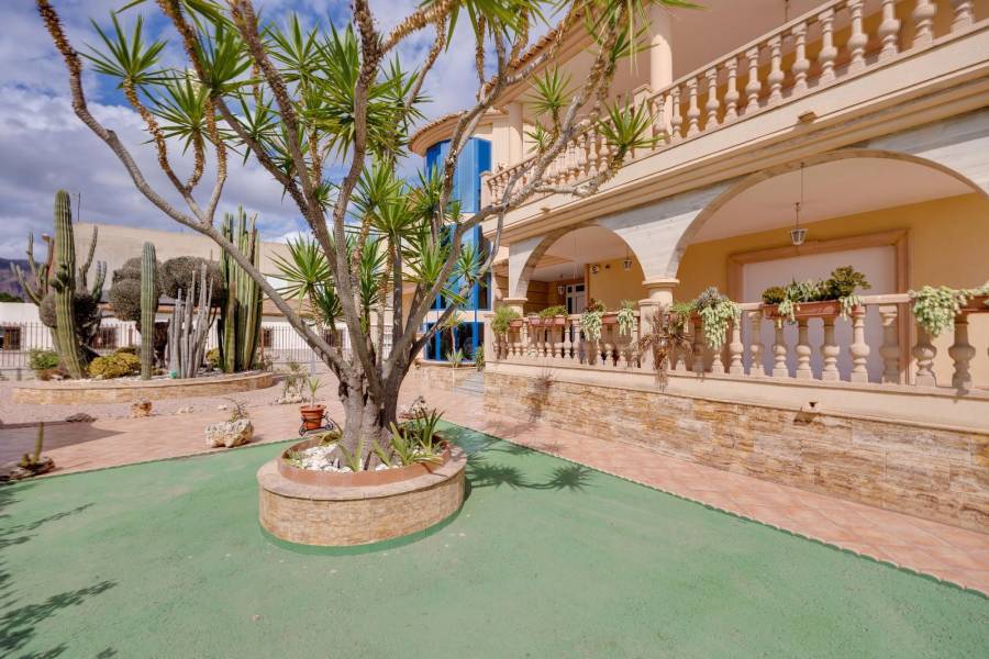 Sale - Luxury Villa - Desamparados-Hurchillo-Torremendo - Orihuela