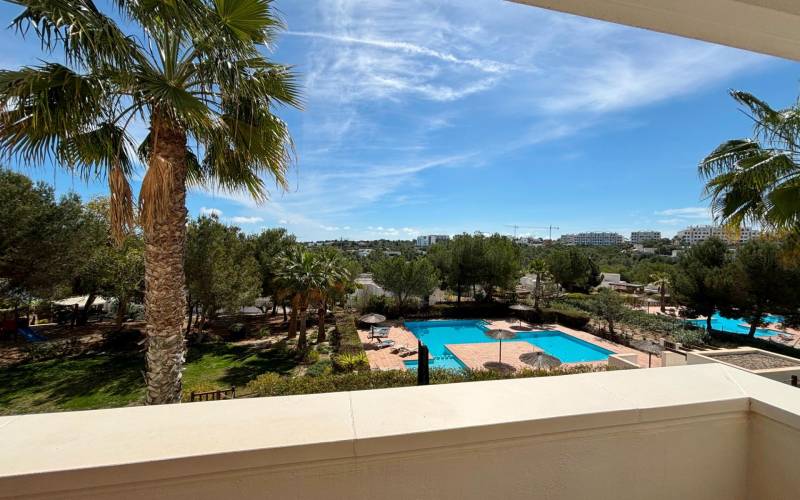 Apartamento - Venta - Las Colinas Golf - Orihuela