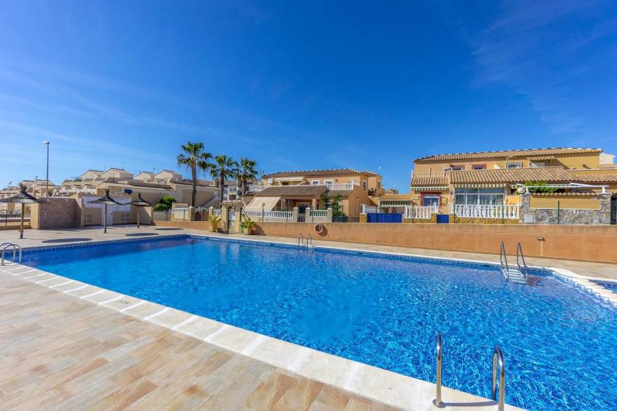 Venta - Ático - Urbanización Perla del Mar - Orihuela