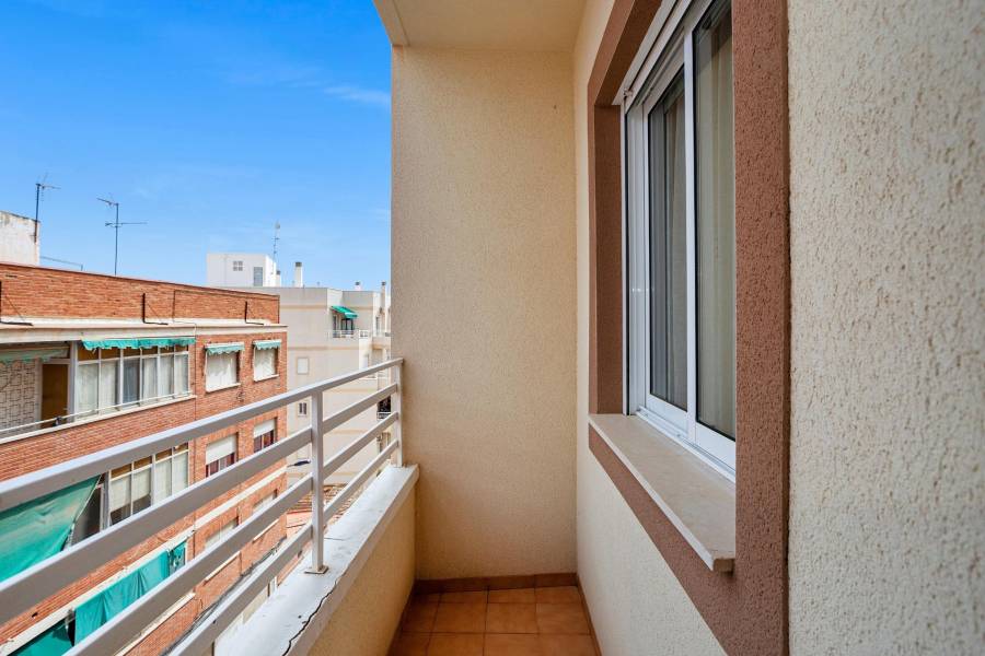 Sale - Flat - Centro - Torrevieja