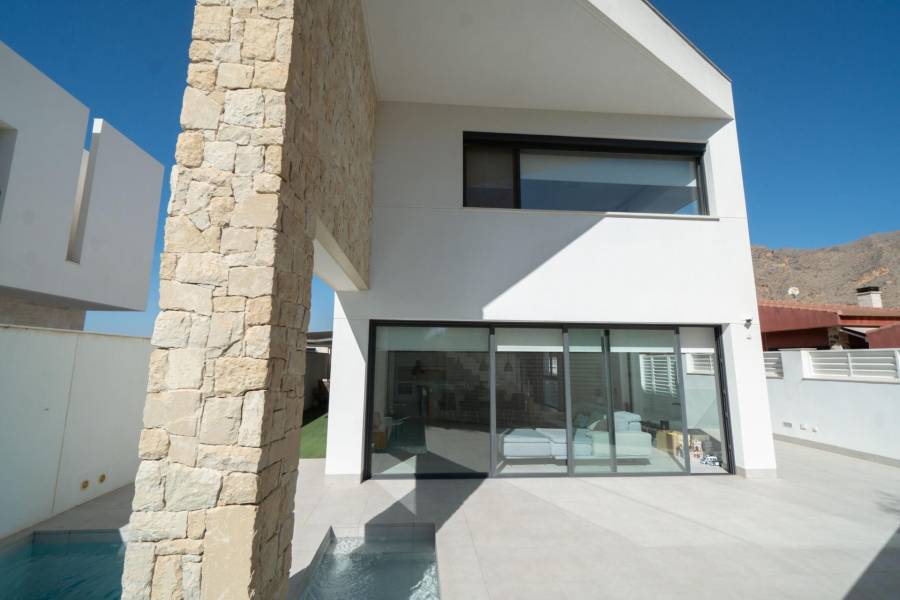 Vente - Maison individuelle - JUNTO CAMPO DE FUTBOL - Callosa de Segura