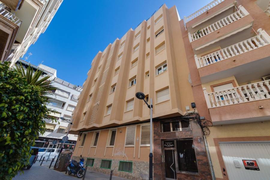 Venta - Apartamento - Los balcones - Torrevieja