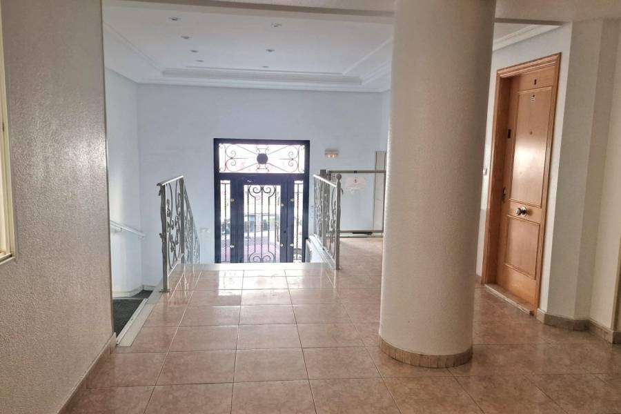 Sale - Apartment - Centro - Torrevieja