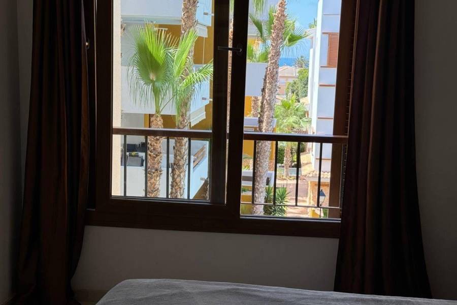 Sale - Apartment - Punta prima - Torrevieja