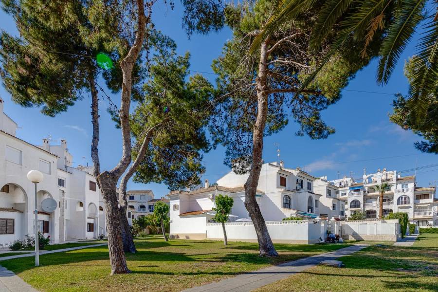 Venta - Casa Tipo Dúplex - Calas blanca - Torrevieja