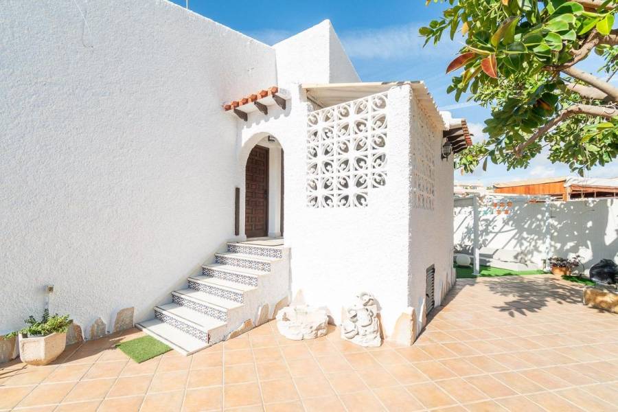Venta - Chalet - Punta Prima - Orihuela Costa