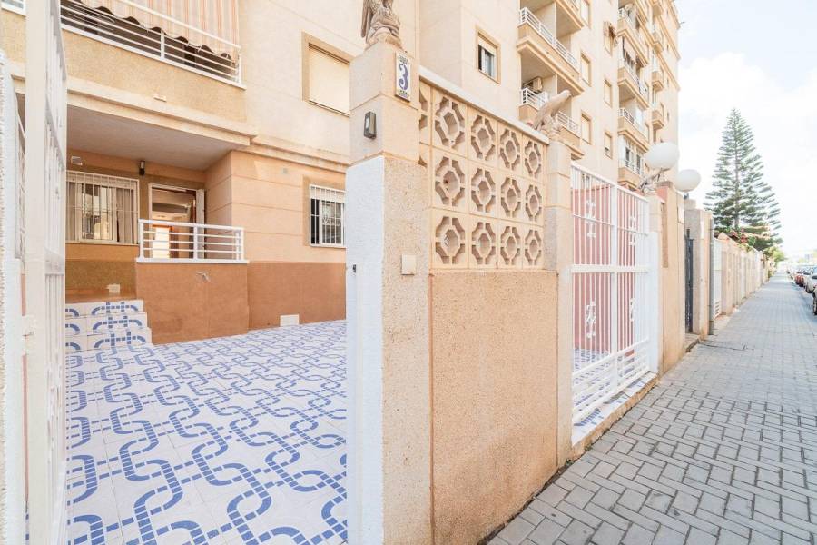 Venta - Apartamento - Nueva Torrevieja - Torrevieja