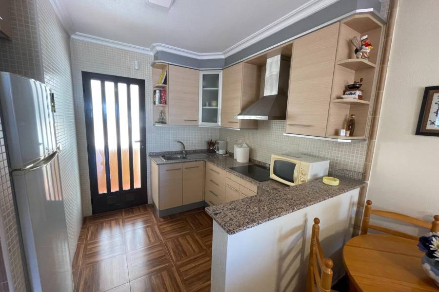 Venta - Bungalow - Aguas nuevas 1 - Torrevieja