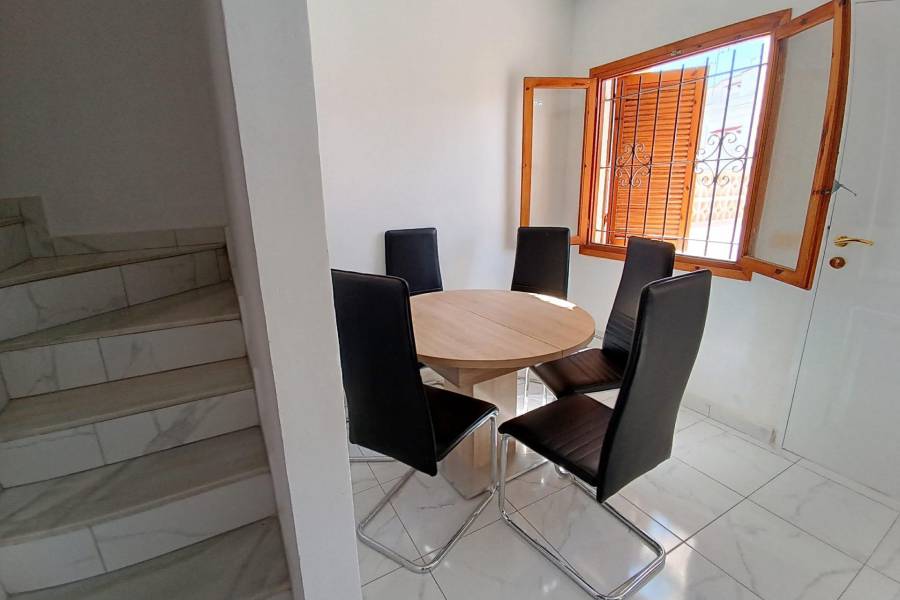 Sale - Terraced house - Calas blanca - Torrevieja