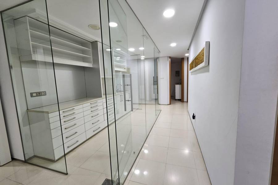 Sale - Flat - Centro - Torrevieja