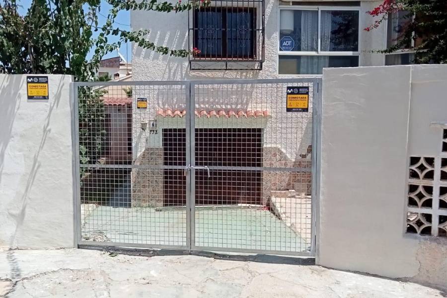 Sale - Single family house - Punta Prima - Orihuela Costa