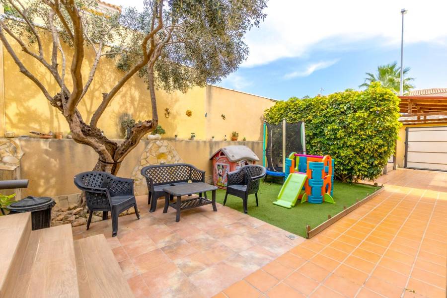 Vente - Maison individuelle - Las Filipinas - Orihuela Costa