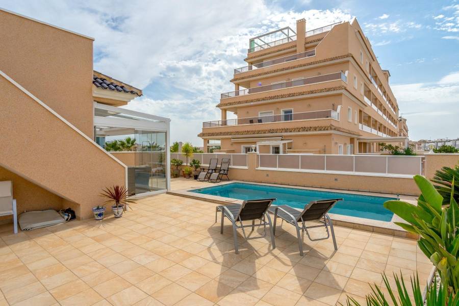 Sale - Semi-detached house - Los altos - Torrevieja