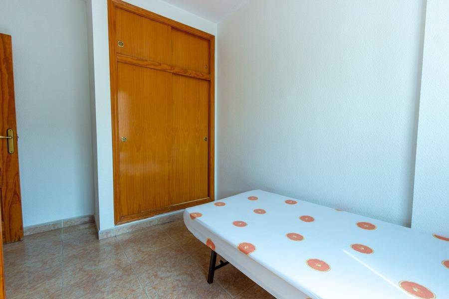 Sale - Flat - Centro - Torrevieja