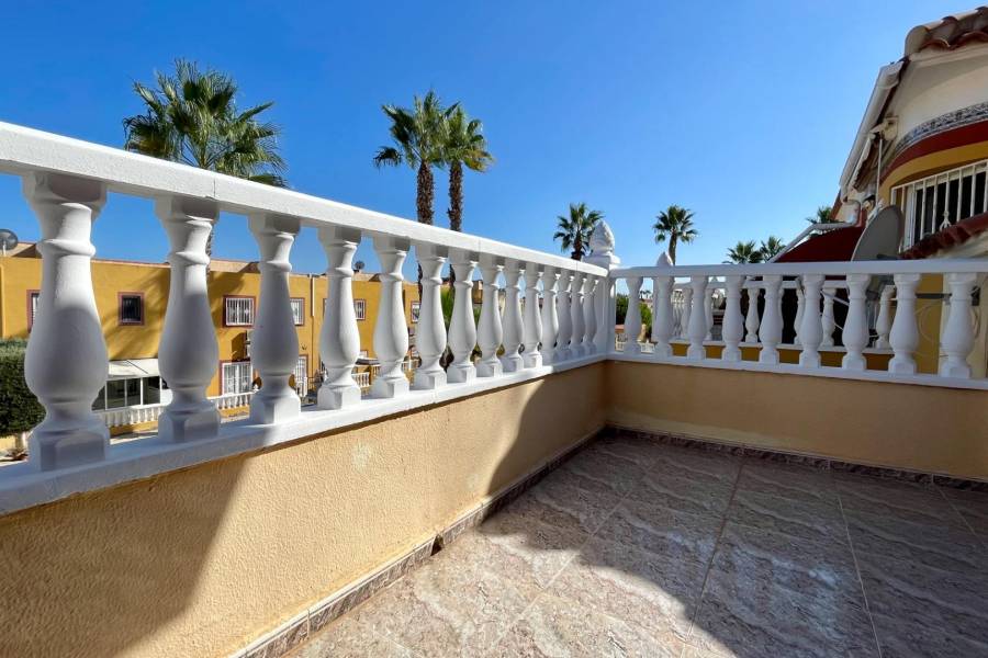 Vente - Maison mitoyenne - Lomas de Cabo Roig - Orihuela Costa