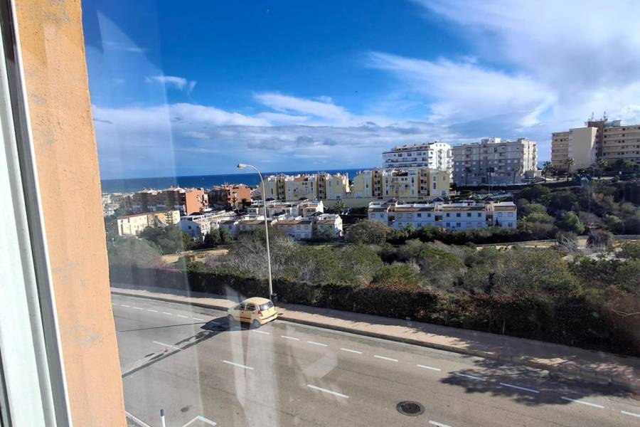 Venta - Apartamento - La Mata - Torrevieja