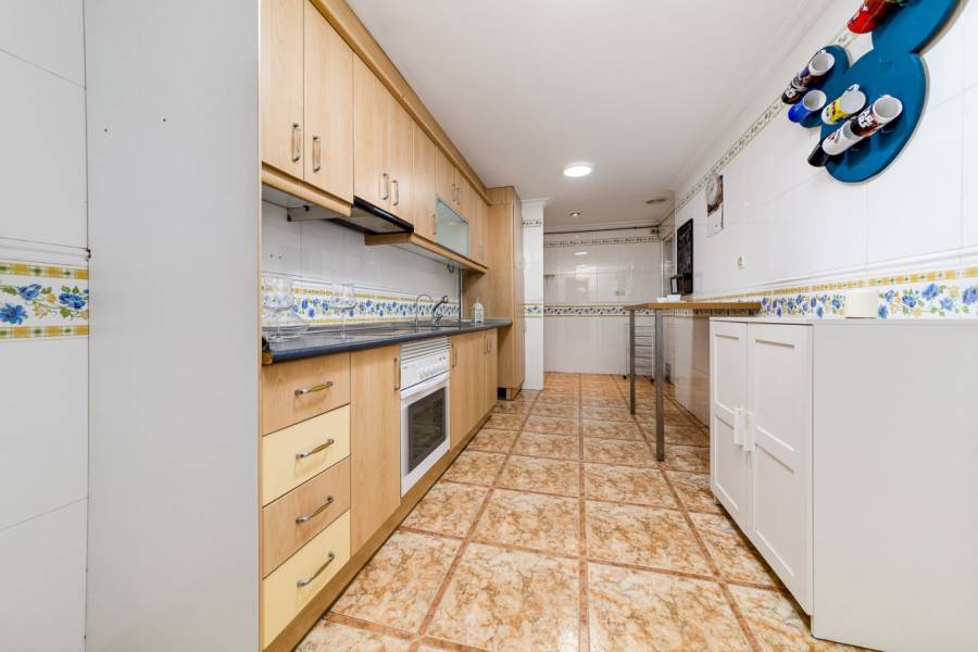 Sale - Apartment - Centro - Torrevieja