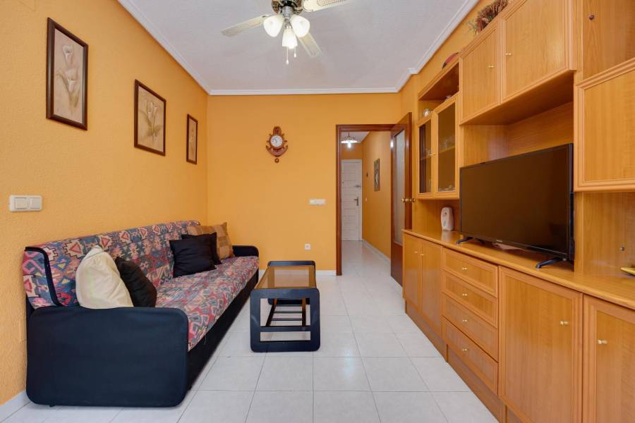 Sale - Apartment - Playa de los locos - Torrevieja