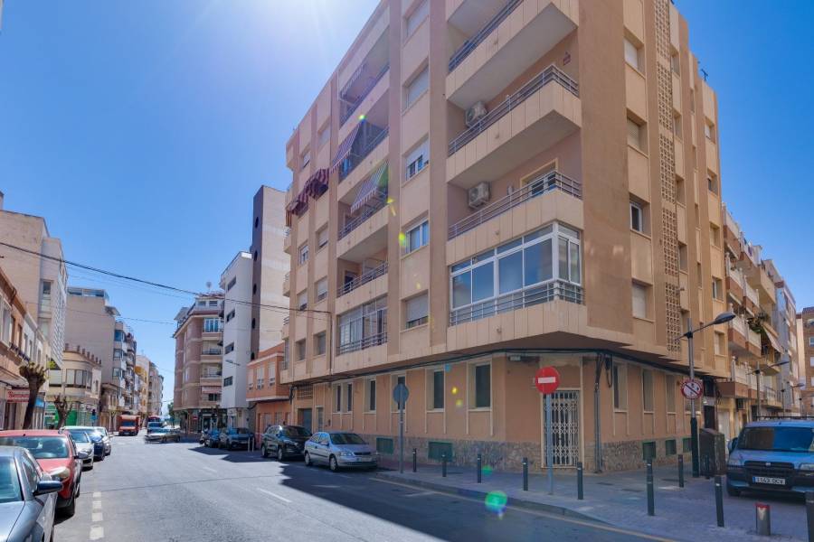 Venta - Apartamento - Los balcones - Torrevieja