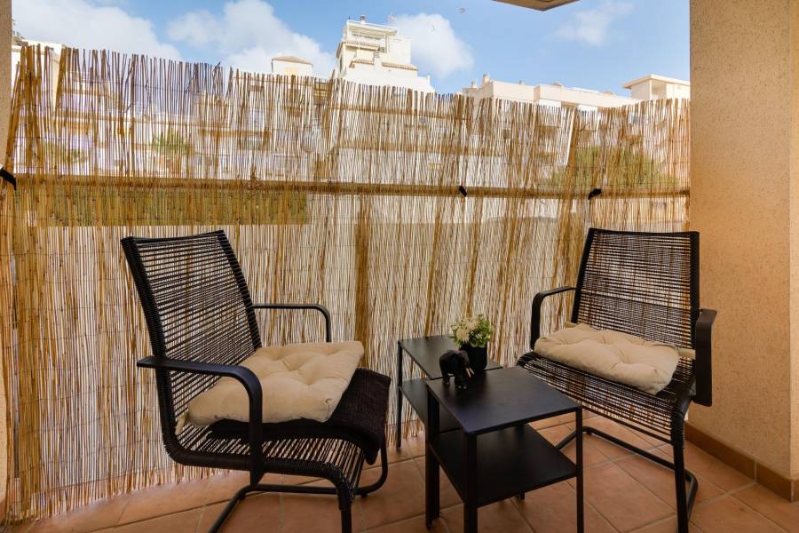 Apartment - Sale - Playa de los locos - Torrevieja