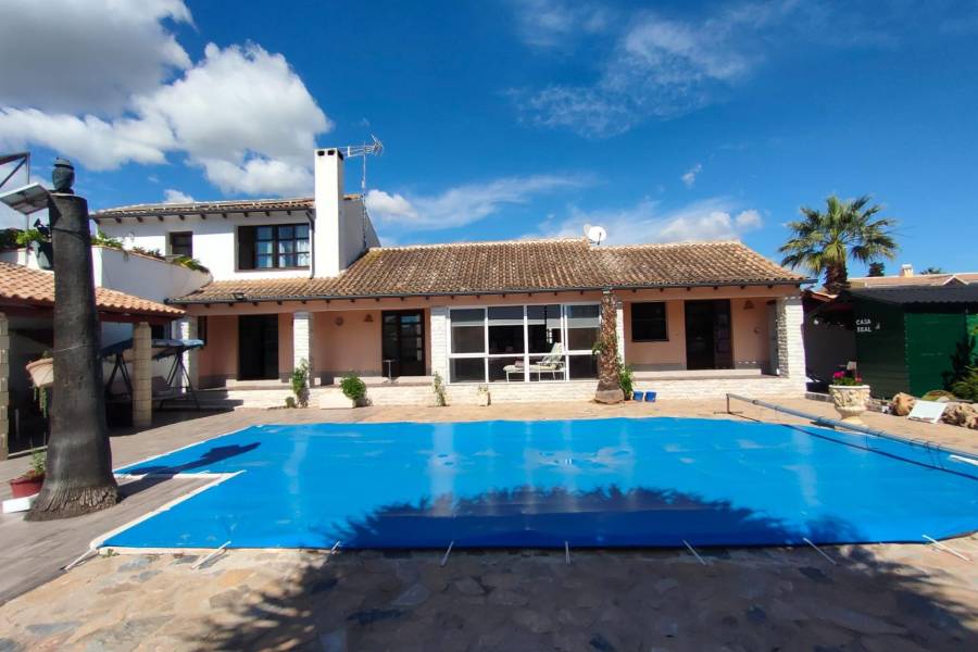 Venta - Villa - Villamartín-Las Filipinas - Orihuela Costa