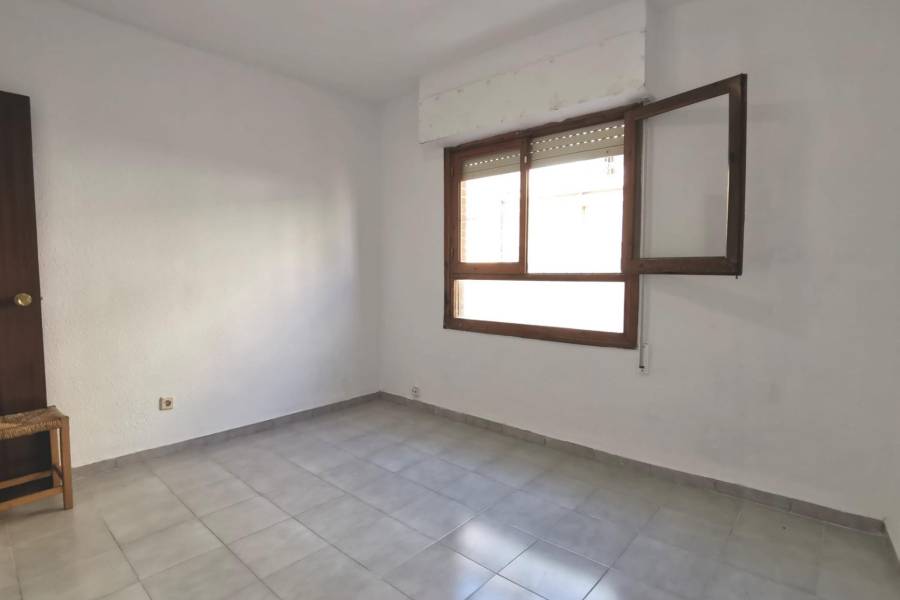 Venta - Apartamento - Estacion de autobuses - Torrevieja