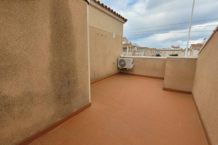 Sale - Terraced house - Parque de las Naciones - Torrevieja